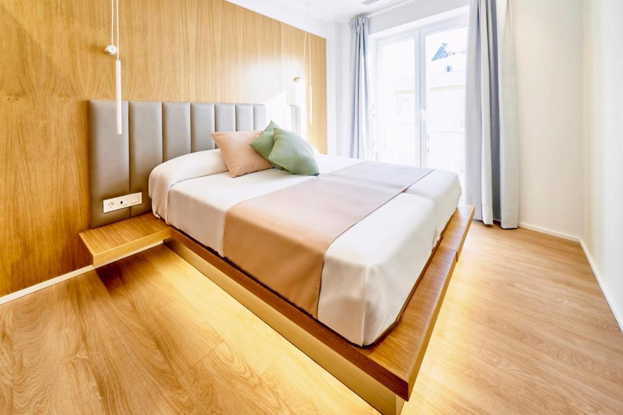 Hostal Pericon Кониль-де-ла-Фронтера Экстерьер фото